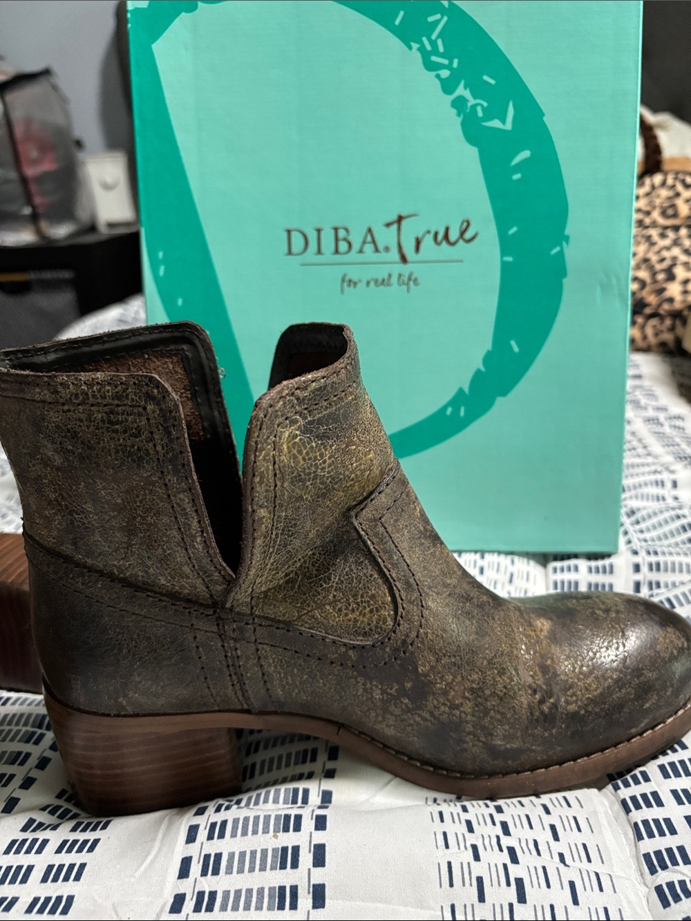 DIBA True Women's Distressed Olive Leather Ankle Boots - Picture 10 of 11